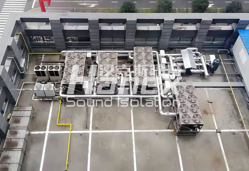 蘇寧易購蘇州大區(qū)宏海大廈空調主機隔音降噪現(xiàn)場